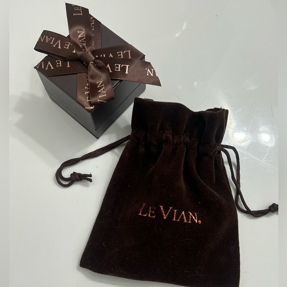 Levian box and jewelry pouch